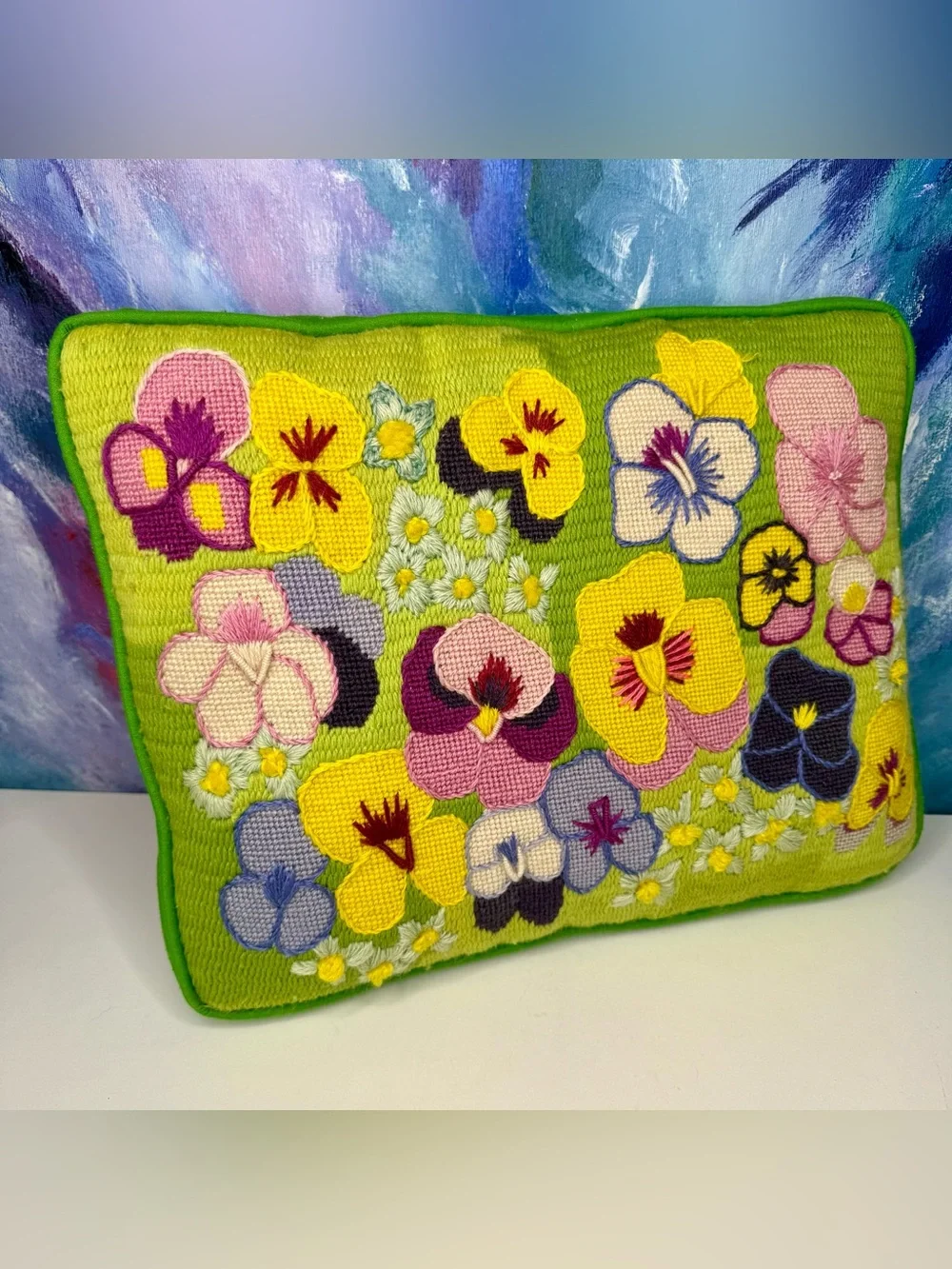 Pansy Flower Crewel Point Pillow Columbia Minerva Completed Vintage Embroidery